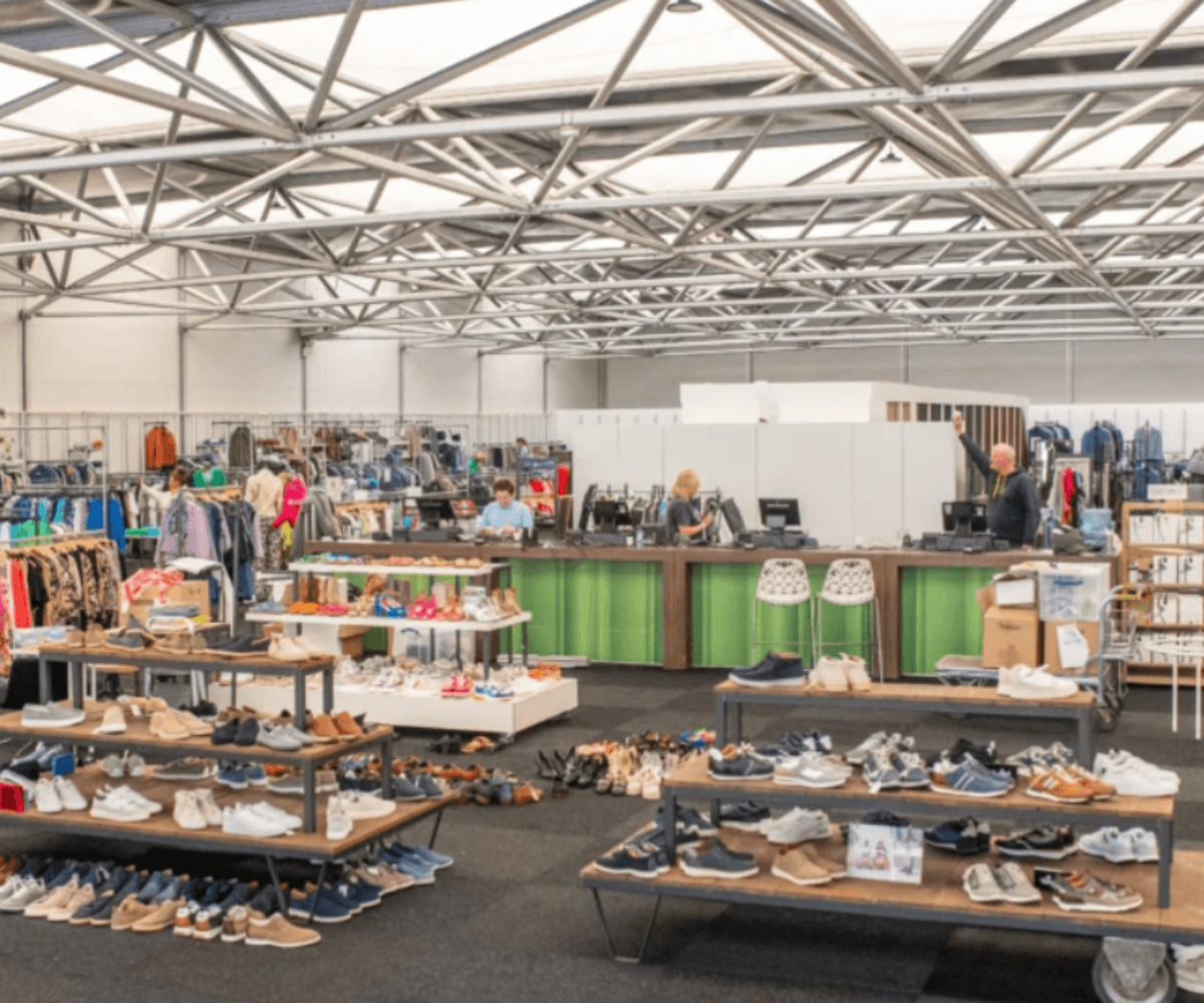Tijdelijke mode winkel Bovenkarspel