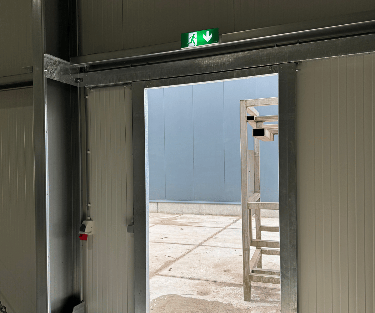 Tijdelijke opslaghal in Oosterhout (1)