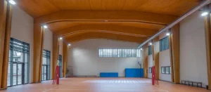 De uitdagingen en oplossingen van elektrische installaties in tijdelijke sporthallen